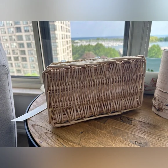 straw/wicker pearl bag with bow - Picture 7 of 10